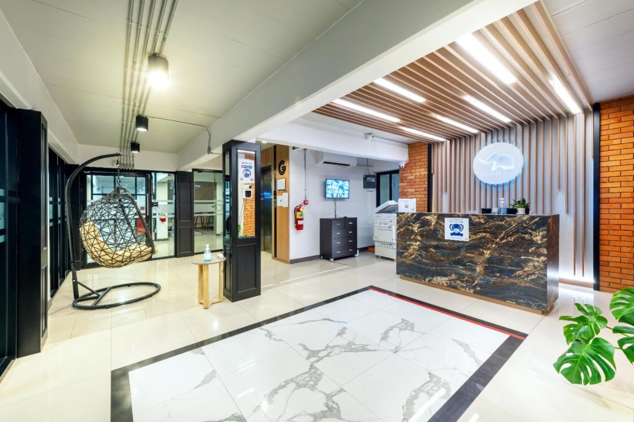 Plaai Play Hotel Rayong Exterior foto